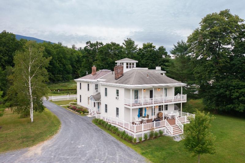Hill Farm Inn image