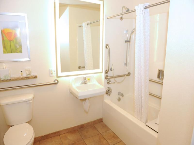 Candlewood Suites Santa Maria image
