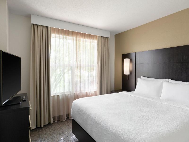 Residence Inn Madison West/Middleton image