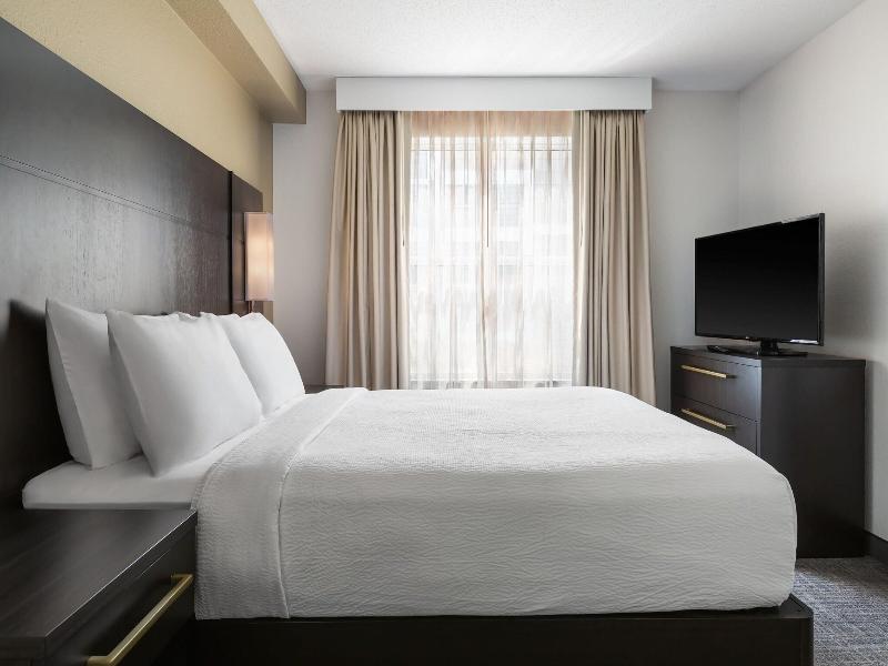 Residence Inn Madison West/Middleton image