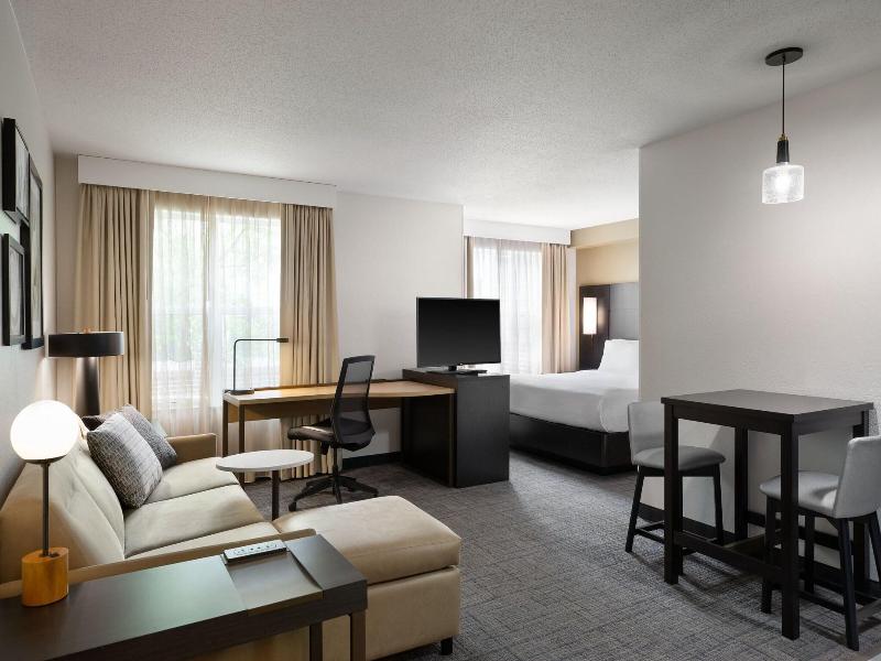Residence Inn Madison West/Middleton image