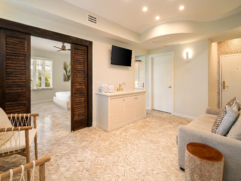 Cardozo South Beach image