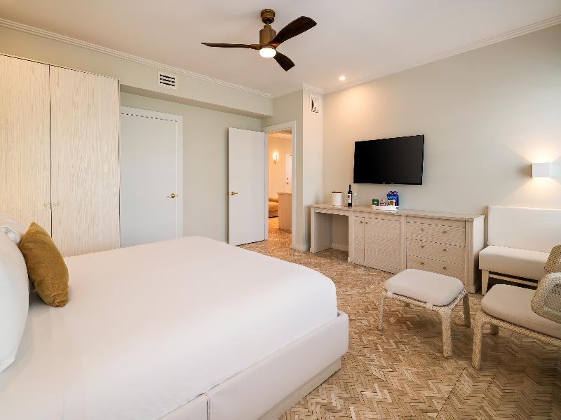 Cardozo South Beach image