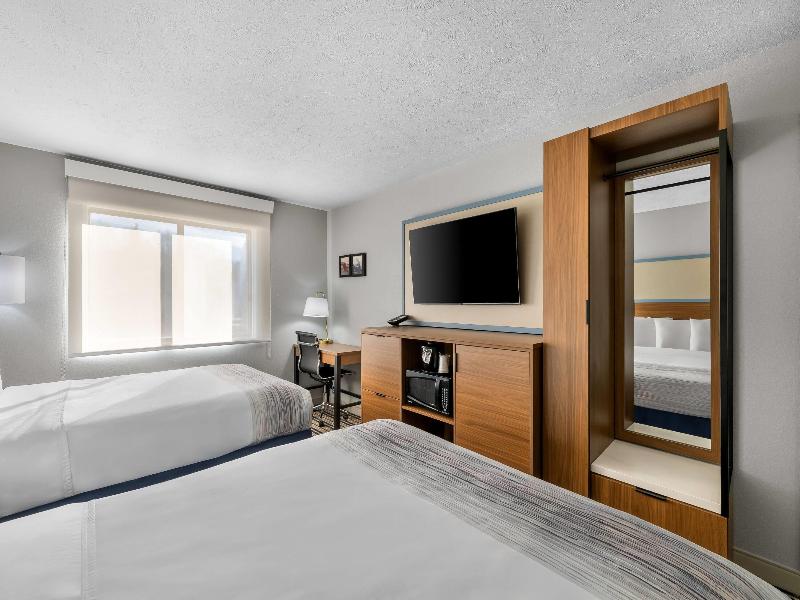 AmericInn by Wyndham Delafield image