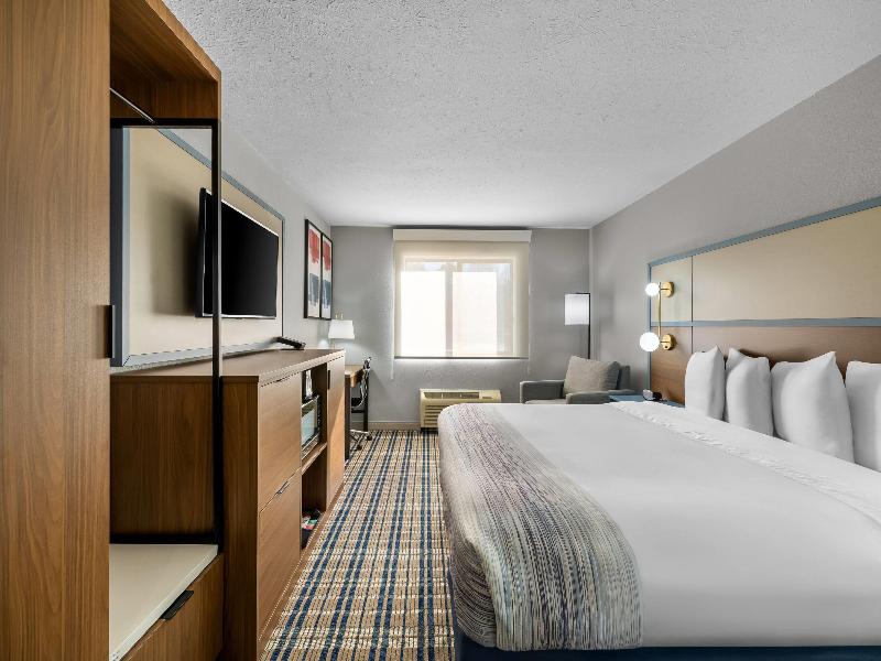 AmericInn by Wyndham Delafield image