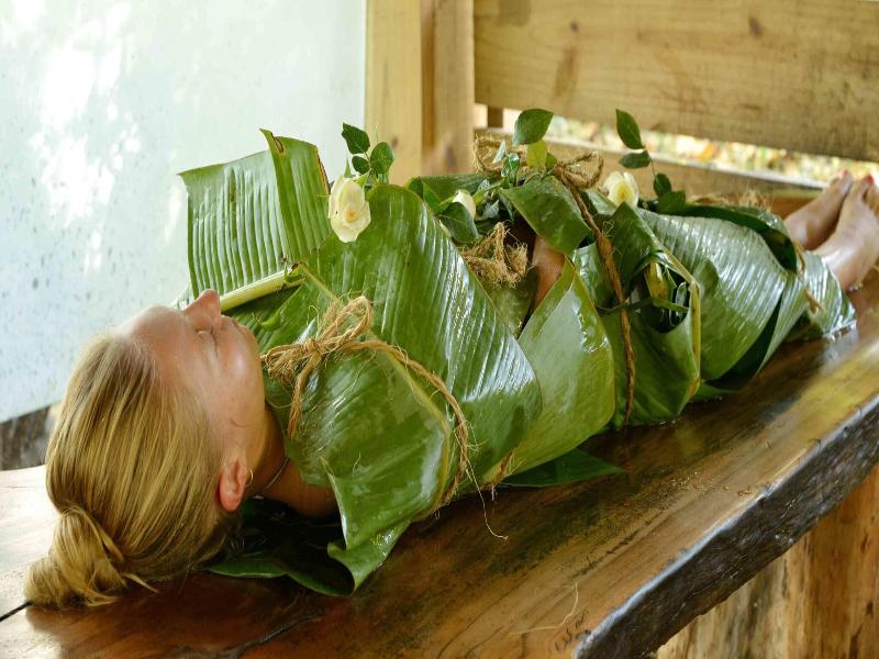 Summerfields River Lodge & Rose Spa image