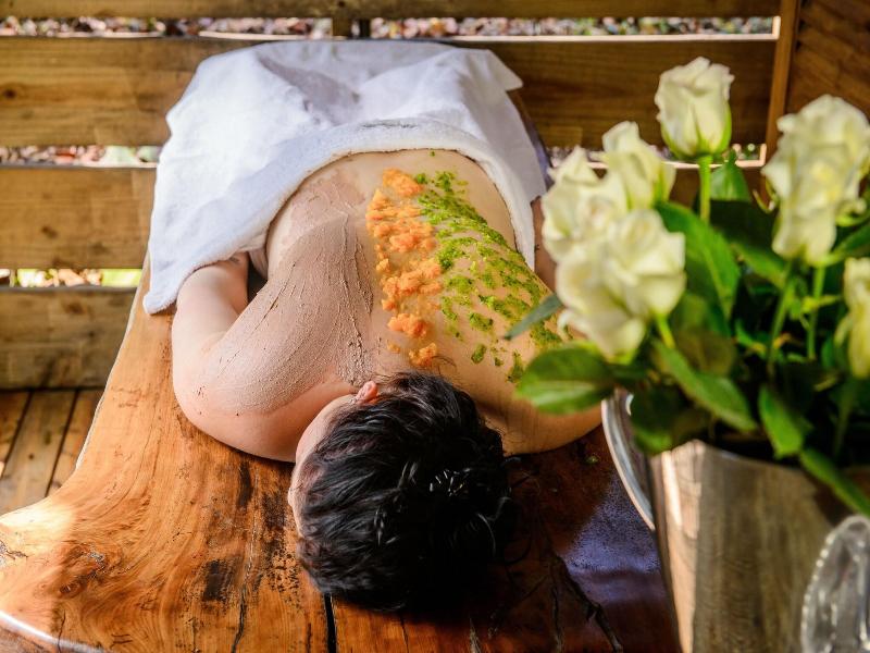 Summerfields River Lodge & Rose Spa image