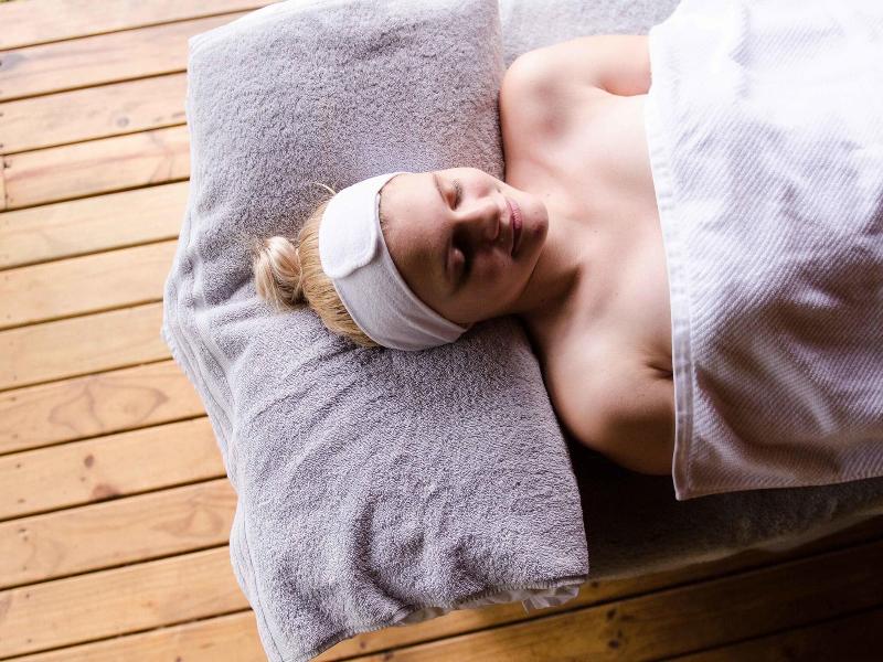 Summerfields River Lodge & Rose Spa image