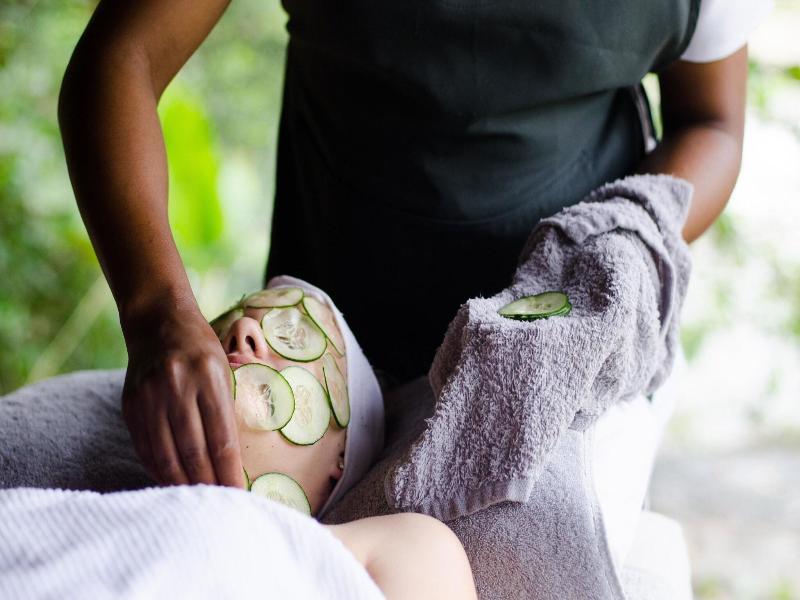 Summerfields River Lodge & Rose Spa image