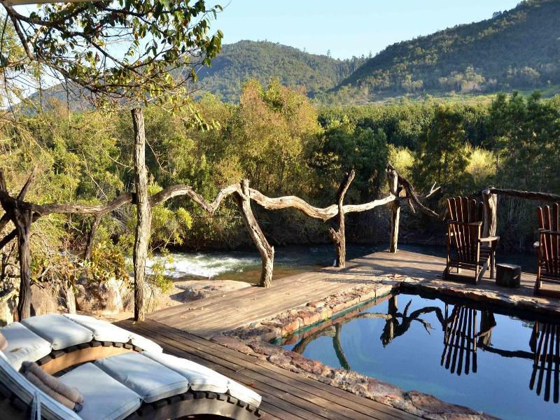 Summerfields River Lodge & Rose Spa image