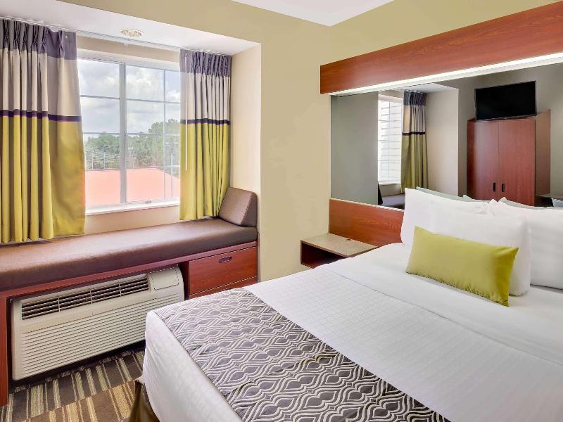Microtel Inn & Suites By Wyndham Daphne/Mobile image