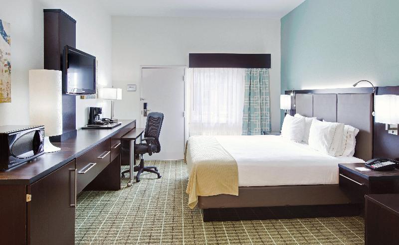 Holiday Inn Express Monticello image
