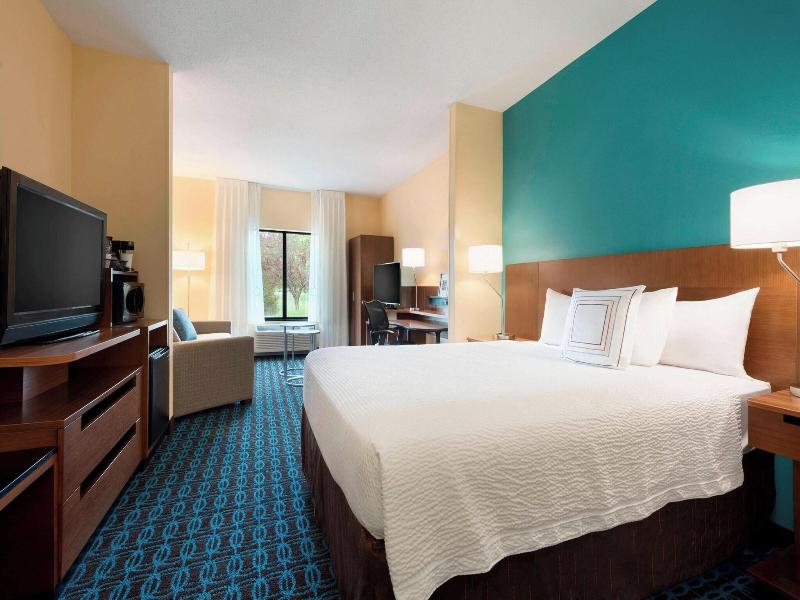 Fairfield Inn & Suites Hartford Manchester image
