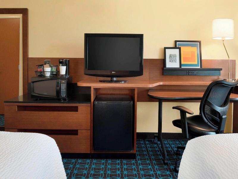 Fairfield Inn & Suites Hartford Manchester image