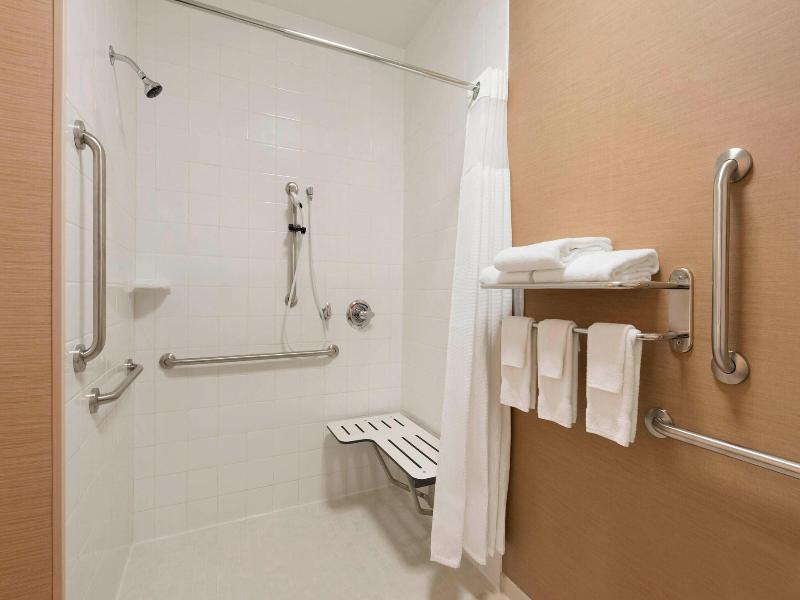 Fairfield Inn & Suites Hartford Manchester image