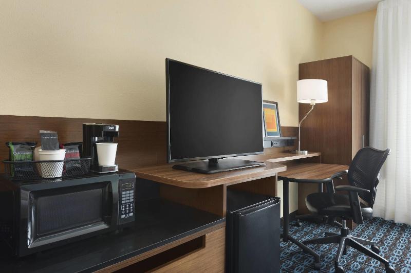 Fairfield Inn & Suites Hartford Manchester image