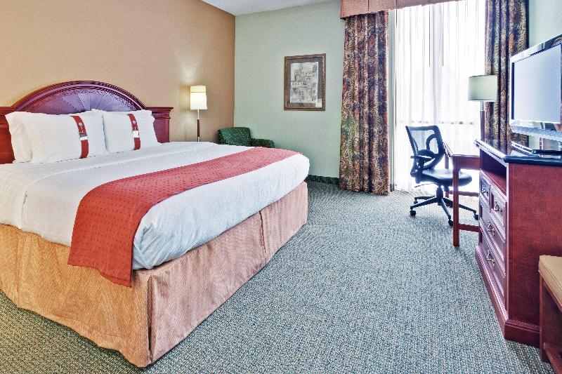 Holiday Inn Memphis - University of Memphis image