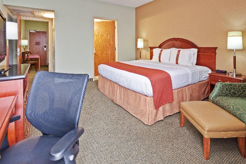 Holiday Inn Memphis - University of Memphis image