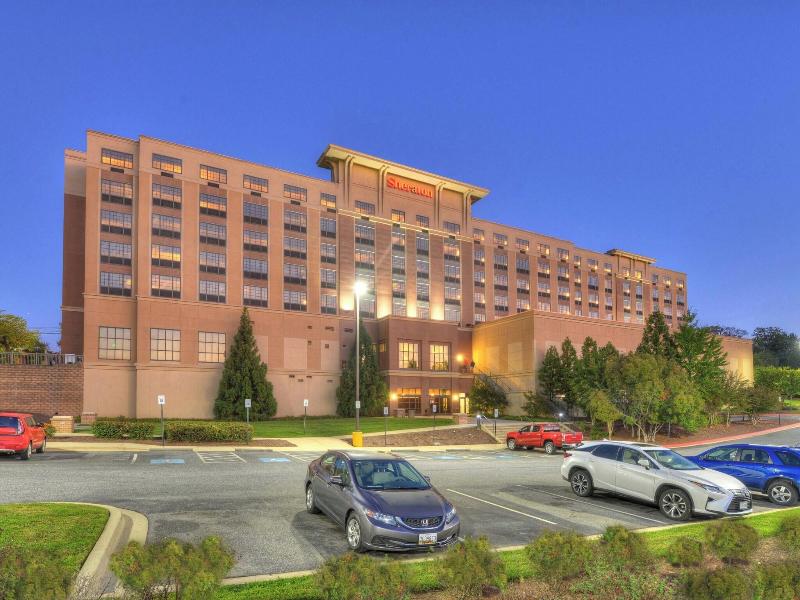 Sheraton Baltimore Washington Airport Hotel - BWI image