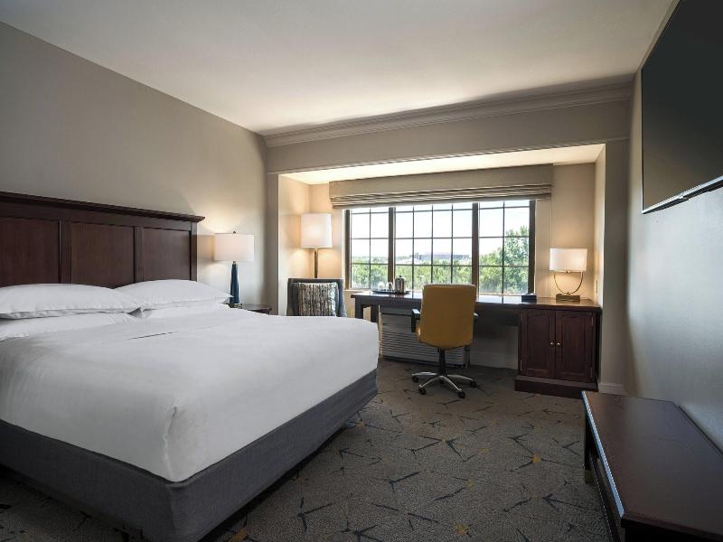 Sheraton Baltimore Washington Airport Hotel - BWI image