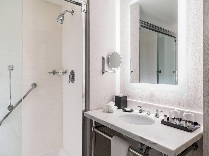 Sheraton Baltimore Washington Airport Hotel - BWI image