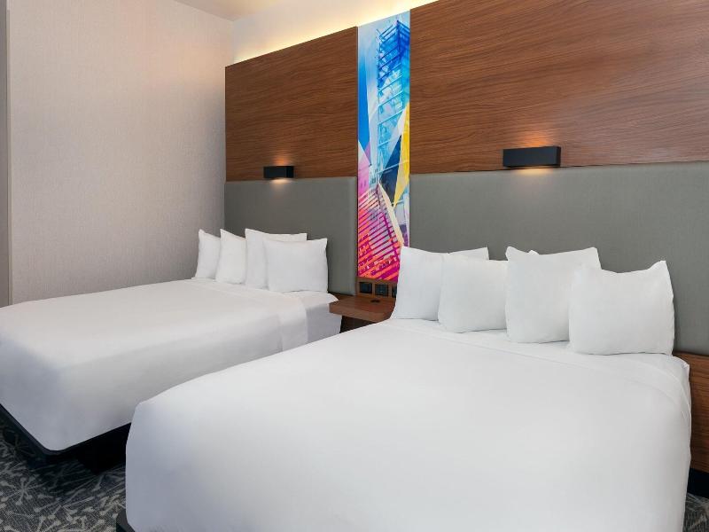 Aloft Orlando Downtown image