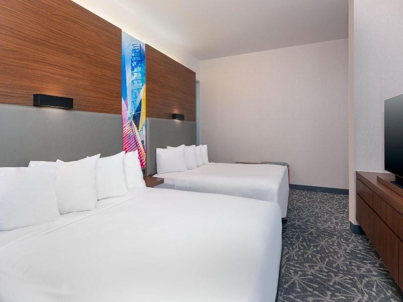 Aloft Orlando Downtown image