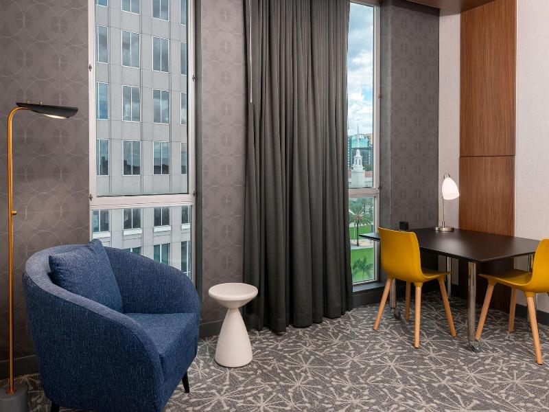 Aloft Orlando Downtown image