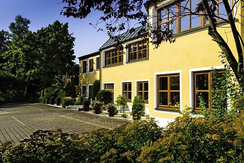 Landgasthof Hallnberg image