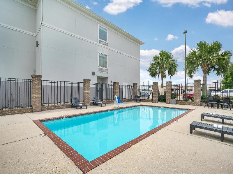 Best Western Plus Chalmette Hotel