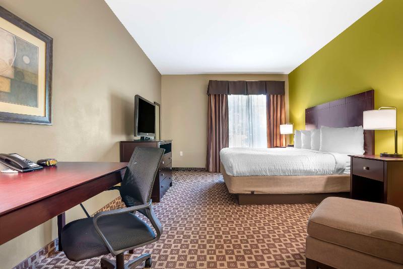 Best Western Plus Chalmette Hotel image