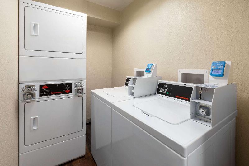 La Quinta Inn Sheboygan image