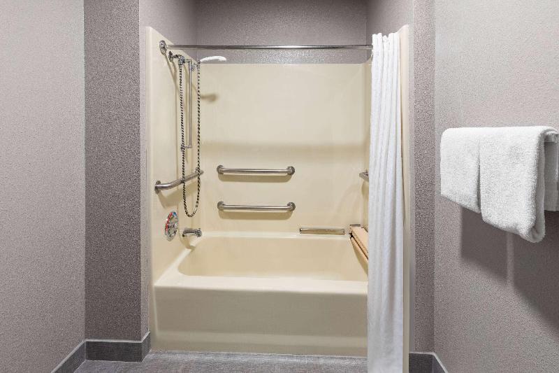 La Quinta Inn Sheboygan image