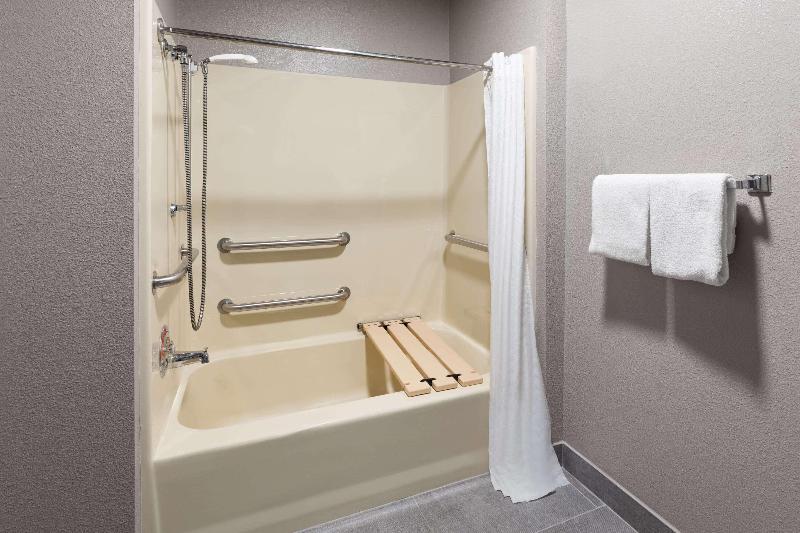 La Quinta Inn Sheboygan image