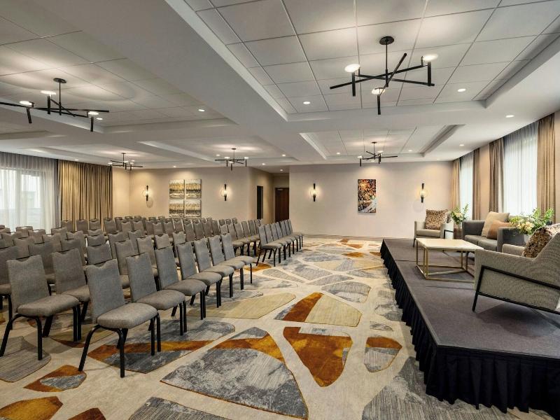 Sheraton Madison Hotel image