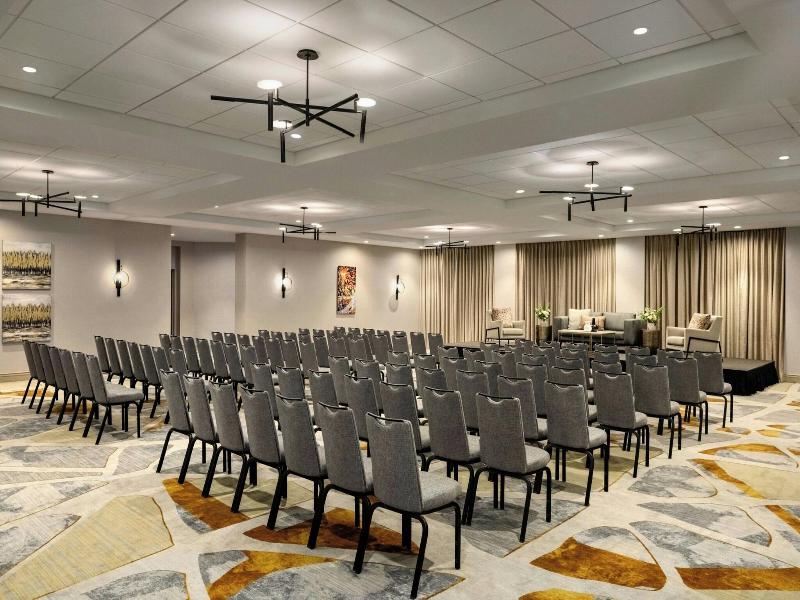 Sheraton Madison Hotel image