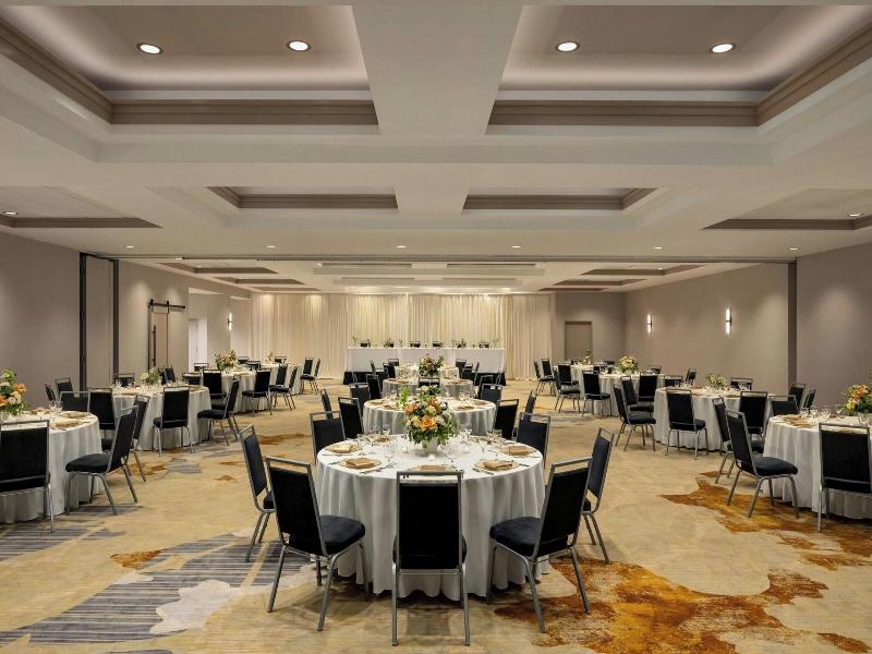 Sheraton Madison Hotel image