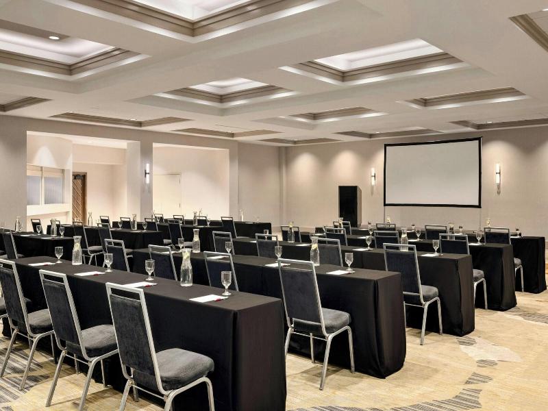 Sheraton Madison Hotel image