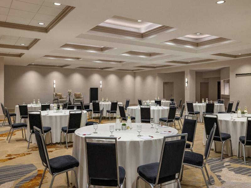Sheraton Madison Hotel image
