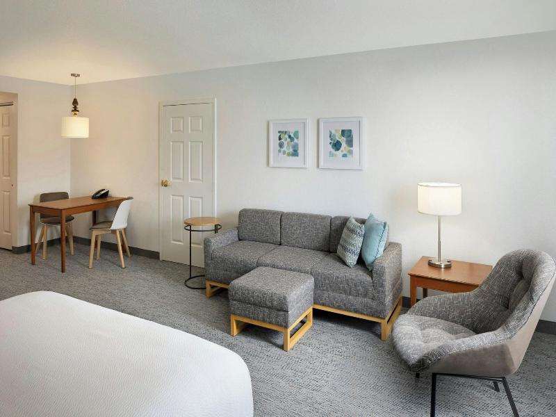 TownePlace Suites Orlando East/UCF image