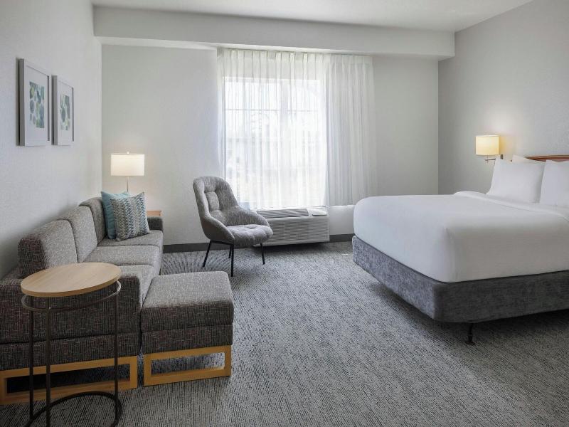 TownePlace Suites Orlando East/UCF image
