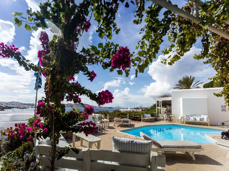 Rhenia Hotel image