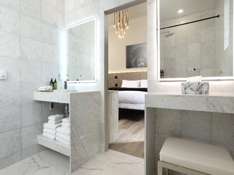 The Fort Garry Hotel Spa & Conference Centre image