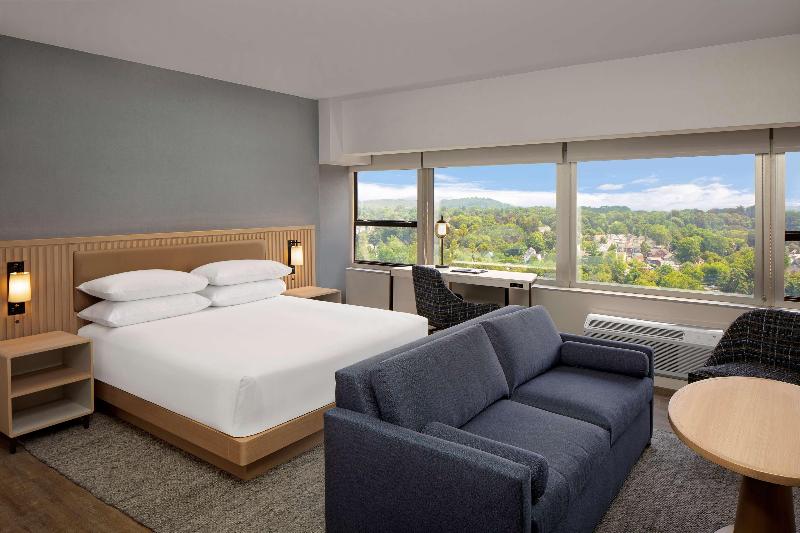 Hyatt Regency Morristown New Jersey at HQs Plaza image