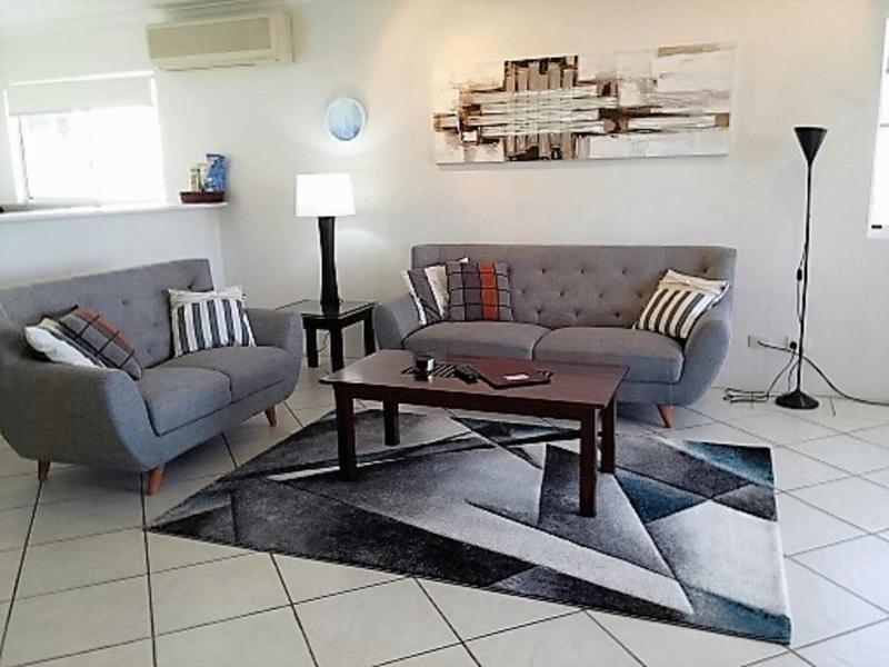 Bali Hai Apartments Noosa image