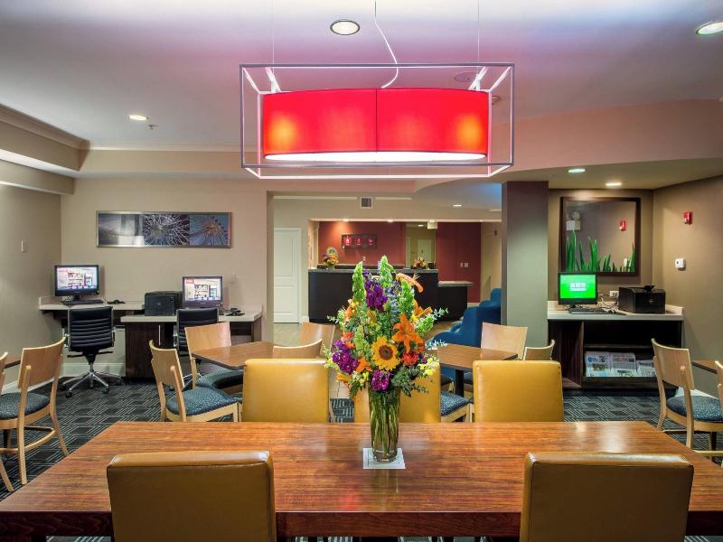 TownePlace Suites Baltimore BWI Airport image