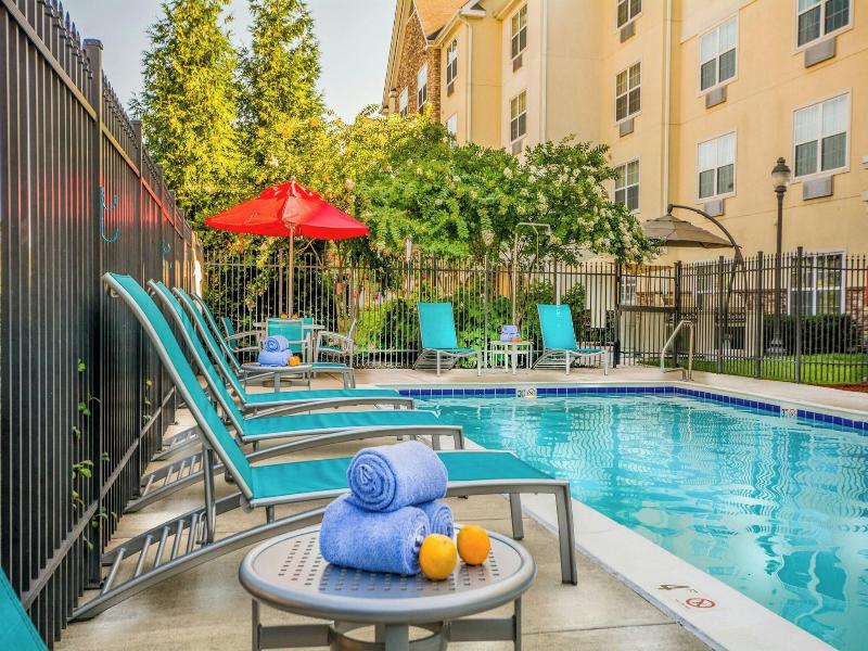 TownePlace Suites Baltimore BWI Airport image