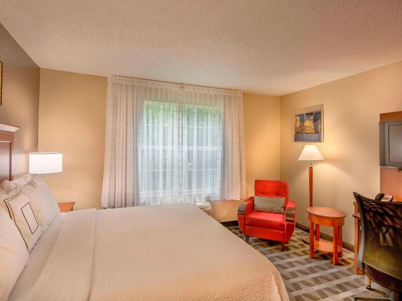 TownePlace Suites Baltimore BWI Airport image