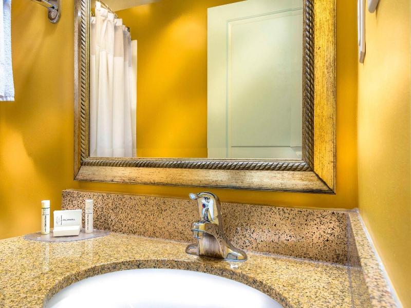 TownePlace Suites Baltimore BWI Airport image
