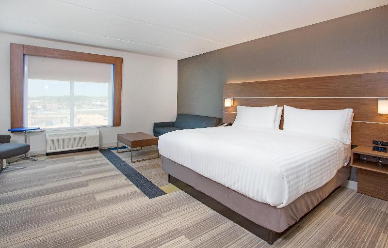 Holiday Inn Express & Suites Covington By IHG image